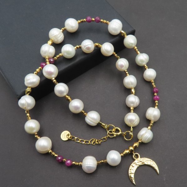 Perły Naturalne, Rubin i hematyt w srebrze złoconym - naszyjnik 