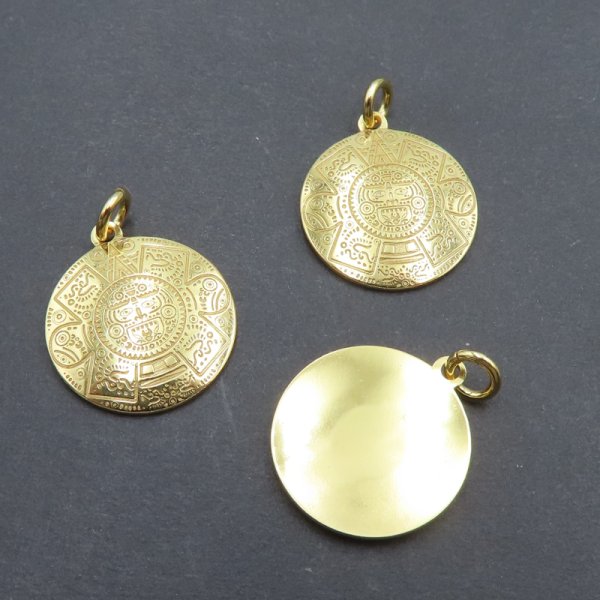 Srebro złocone Ag - zawieszka aztecka wypukła 14mm