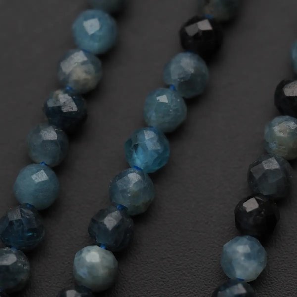 Turmalin niebieski fasetowany - kulki 3,5 mm (sznur)