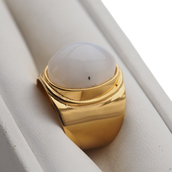 Kamień Księżycowy i srebro złocone - pierścionek sygnet