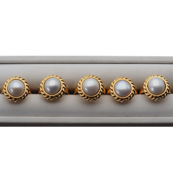 Perła biała i srebro złocone - regulowany pierścionek okrągły (podwójnie złocony)