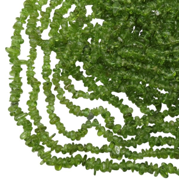 Oliwin (Peridot) sieczka surowa 5-7 mm (sznur 40 cm)