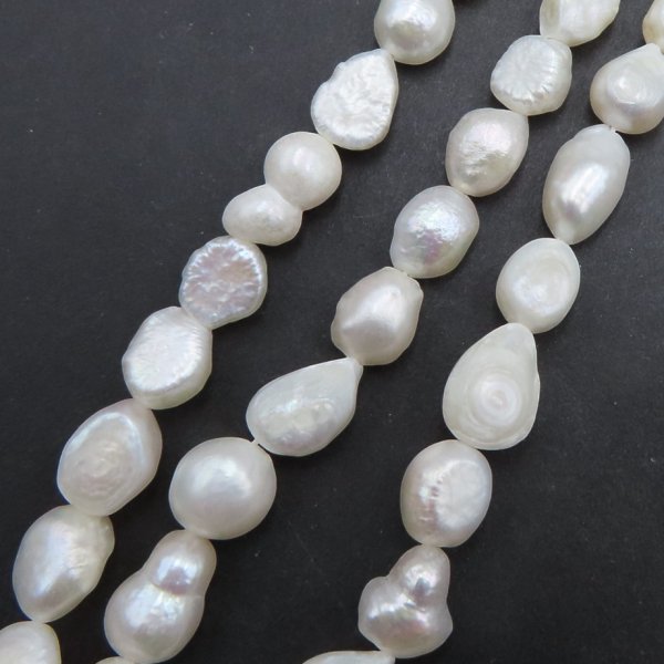 Perły Naturalne Hodowane białe 8-9 nr 387 mm (sznur)