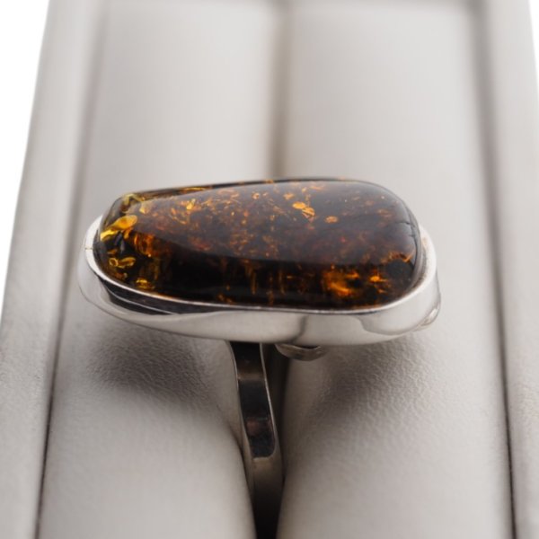 Pierścionek - ciemny Bursztyn z łuskami i srebro 925 (rozmiar 14-18)
