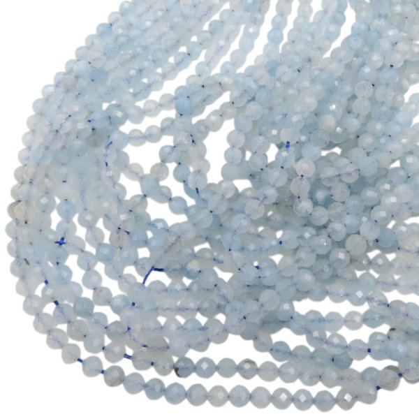 Akwamaryn fasetowany - kulki 5 mm (sznur 39 cm)