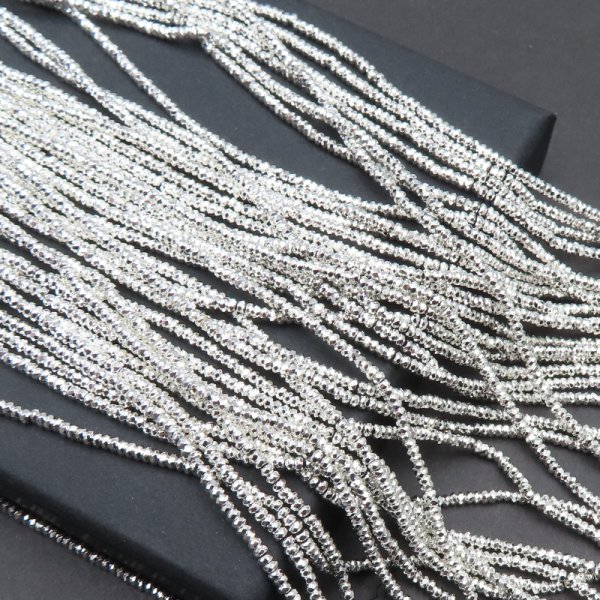 Hematyt srebrny oponka 2x1 mm szlif diamentowy (sznur)