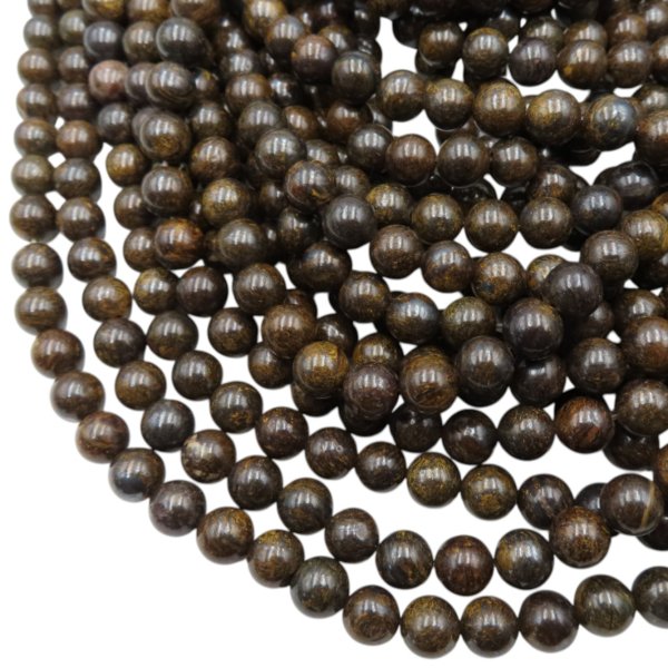 Bronzyt polerowany kulka 8,5 mm (sznur 38 cm)