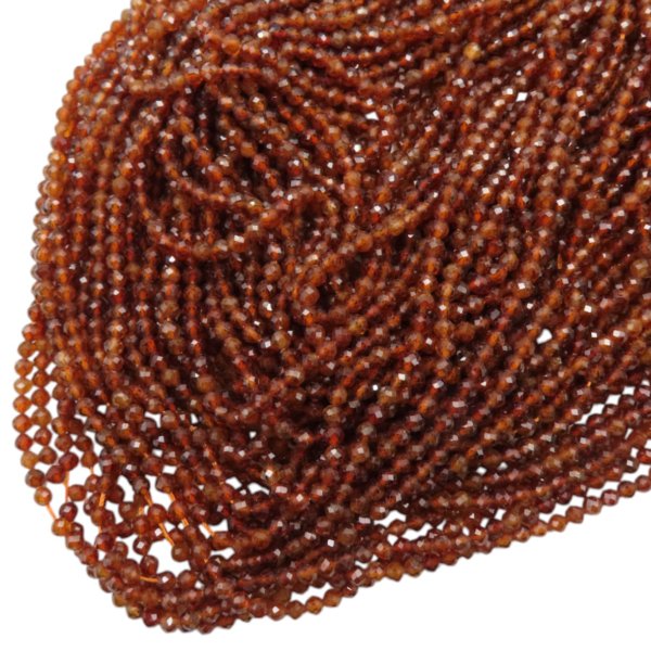 Granat brązowy, fasetowany kulka 3mm (sznur)