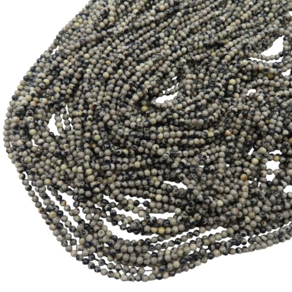 Jaspis dalmatyński polerowane kulki 2,5 mm (sznur 40 cm)