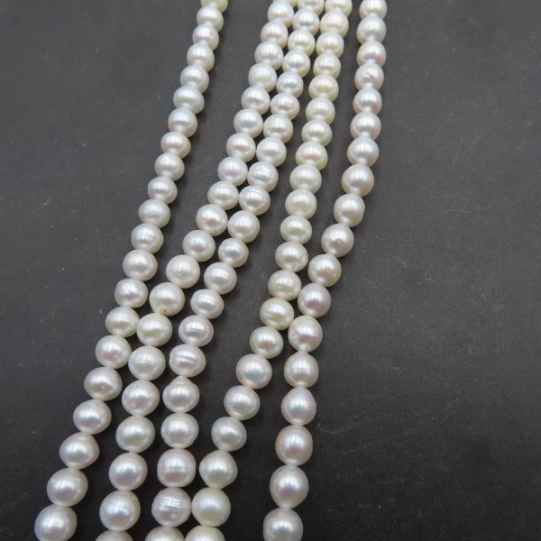 Perły Naturalne Hodowane białe 5-6 nr 390 mm (sznur 39 cm)