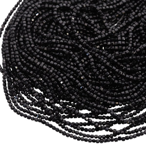 Onyks kostka 2,5 mm (sznur 39cm)