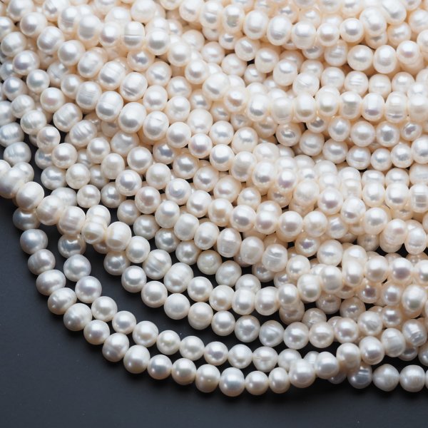 Perły Naturalne Hodowane białe 7-8 mm nr 396 (sznur)