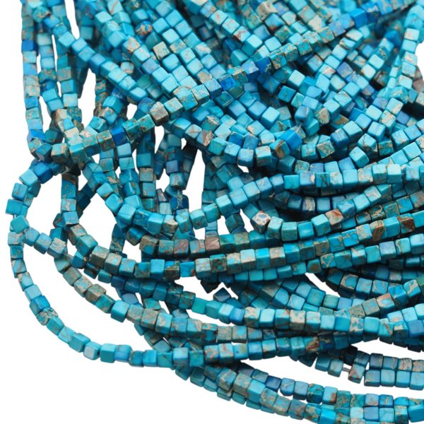 Jaspis cesarski niebieski kostka 3 mm (sznur 37,5 cm)