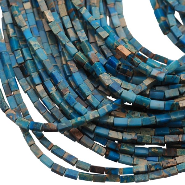 Jaspis cesarski niebieski prostopadłościany 3x6 mm (sznur 37,5 cm)