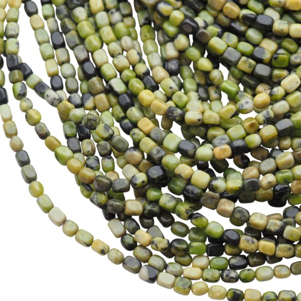 Jaspis cesarski zielony zaokrąglone prostopadłościany 5x7 mm (sznur 37,5 cm)
