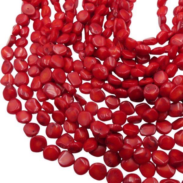 Koral czerwony kamyki płaskie 12-14x6 mm (sznur 40 cm)