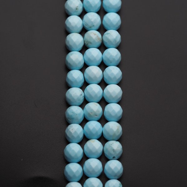 Turkus (howlit) kulka fasetowany 8mm błękitny (sznur)