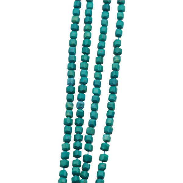 Turkus polerowany kostka 3,5 mm zielony (sznur)