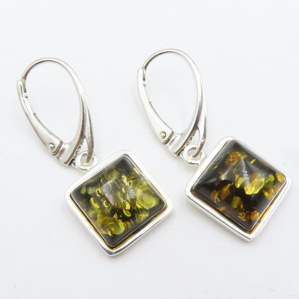 Zielony Bursztyn w srebrze - kolczyki kwadraty