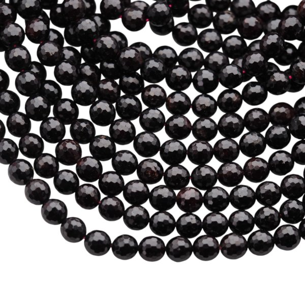 Granat fasetowany kulka 10mm (sznur 38 cm)