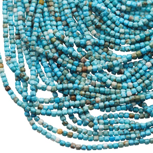 Turkus kostka 3,5x3,5 naturalny (sznur)