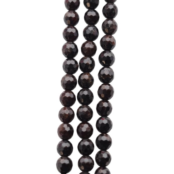 Granat fasetowany kulka 6mm (sznur 37,5 cm)
