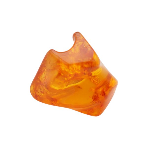 Naturalny bursztyn bałtycki z łuskami – kaboszon 22x20x20 mm, wysoki z wyżłobieniem, płaski spód