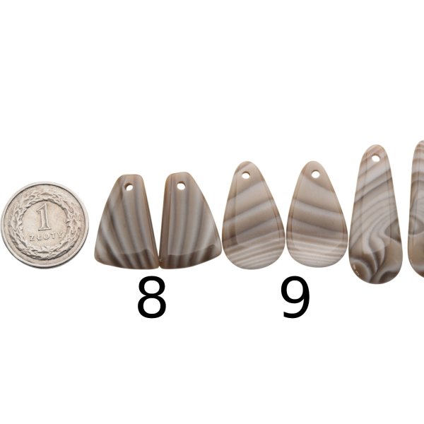 Krzemień Pasiasty para na kolczyki - kabaszony wiercone u góry (różne kształty i rozmiary)