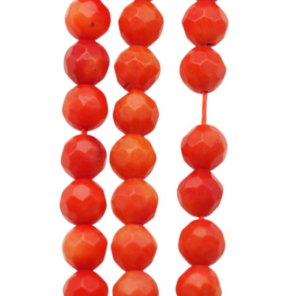 Koral czerwony fasetowany kulka 4.5 mm (sznur 38 cm)