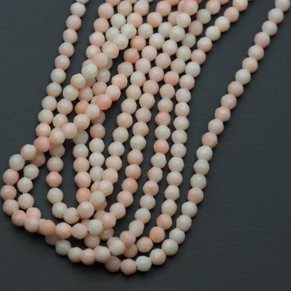 Koral różowy fasetowane kulki 3,5 mm (sznur 39,5 cm)