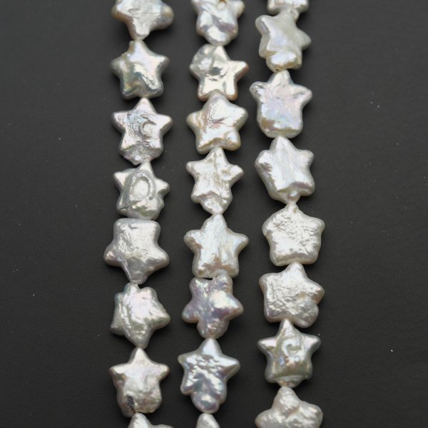 Perły Naturalne Hodowane białe gwiazdy 10-11 mm nr 336 (sznur)