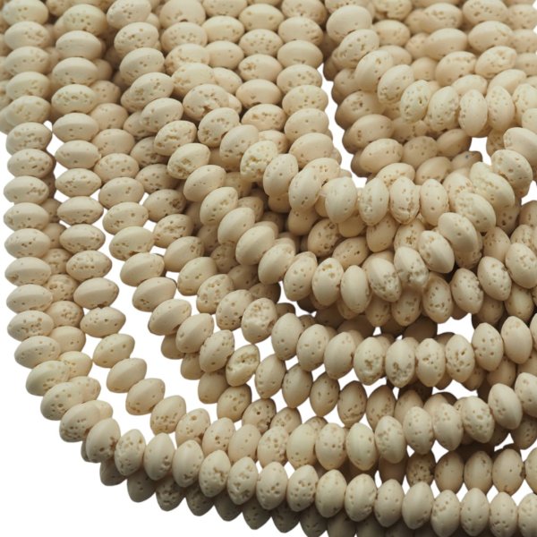 Lawa wulkaniczna dysk 8x5 mm biały (sznur)