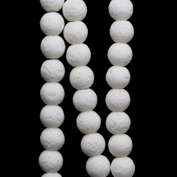 Lawa wulkaniczna kulka 8 mm biała (sznur)