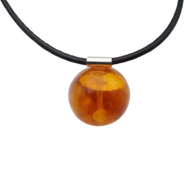 Bursztyn spłaszczona kulka 25 mm i srebro - naszyjnik na rzemieniu