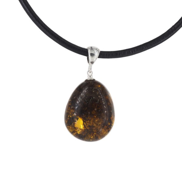 Bursztyn z łuskami i srebro - naszyjnik na rzemieniu