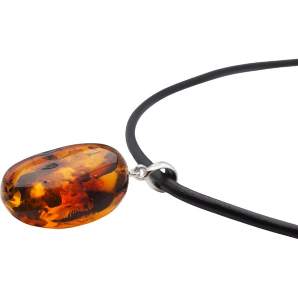 Koniakowy Bursztyn z łuskami i srebro - naszyjnik na rzemieniu