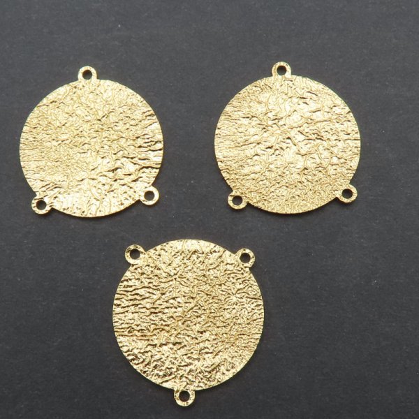 Srebro Ag złocone -  zawieszka młotkowana 18mm