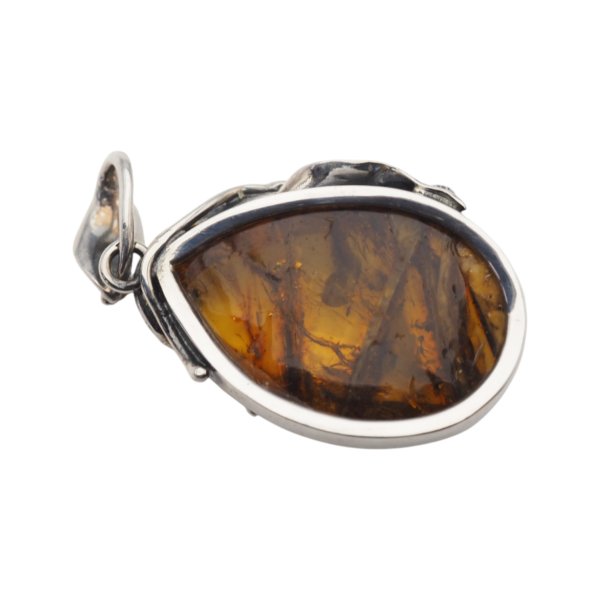 Zawieszka z bursztynem bałtyckim – ręcznie wykonana, srebro oksydowane 925, motyw liści