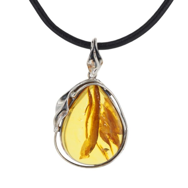 Zawieszka z bursztynem bałtyckim – ręcznie wykonana, srebro oksydowane 925, motyw liści