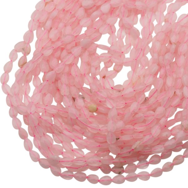 Kwarc Różowy fasetowane łzy 4x6 mm (sznur 39 cm)