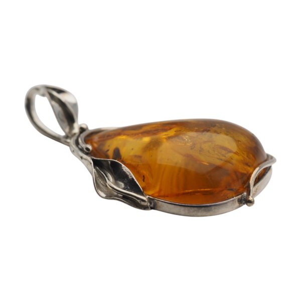 Zawieszka z bursztynem bałtyckim – ręcznie wykonana, srebro oksydowane 925, motyw liści