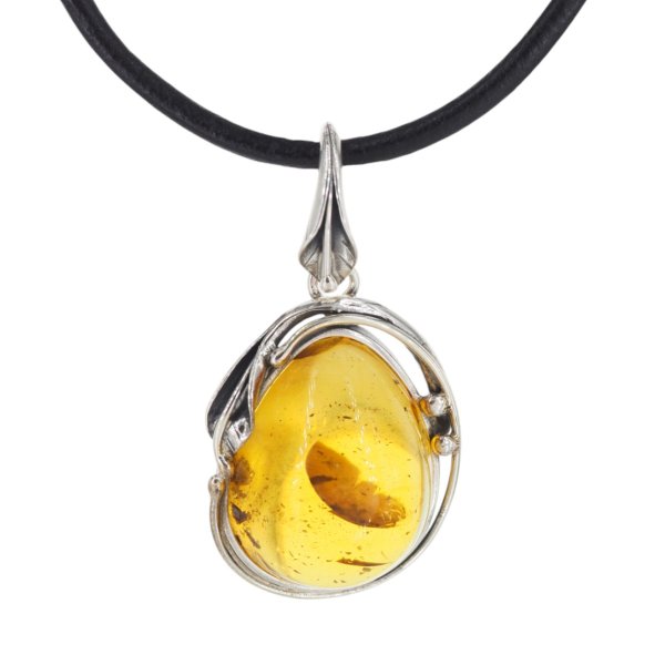 Zawieszka z bursztynem bałtyckim – ręcznie wykonana, srebro oksydowane 925, naturalne inkluzje