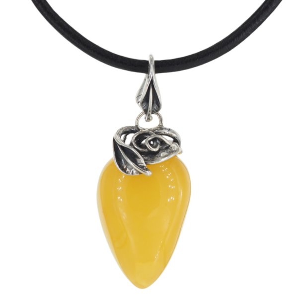 Zawieszka z mlecznym bursztynem – ręcznie wykonana, srebro oksydowane 925, motyw liści