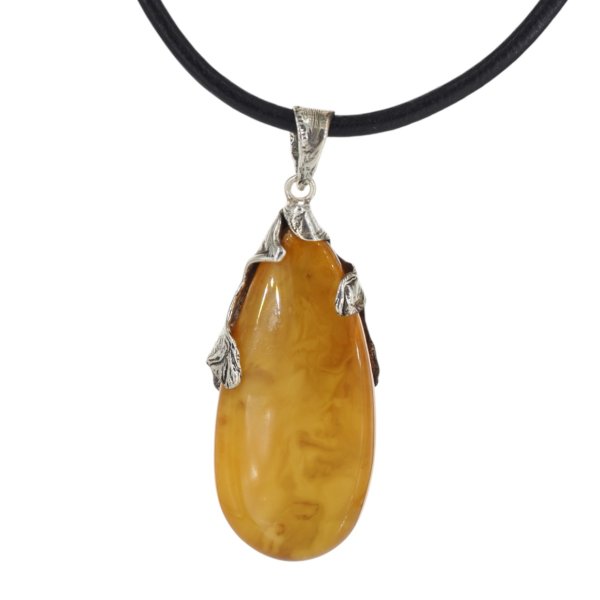 Zawieszka z bursztynem bałtyckim – ręcznie wykonana, srebro oksydowane 925, kształt łzy
