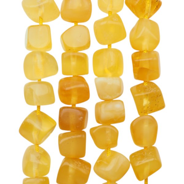 Bursztyn kostka 5,5 mm (sznur 36 cm)