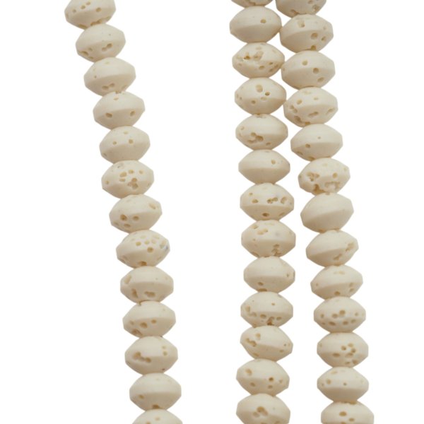 Lawa wulkaniczna dysk 6x4 mm biały (sznur)