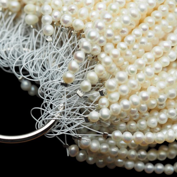 Perły Naturalne Hodowane białe 3,5-4mm nr 409 (sznur)