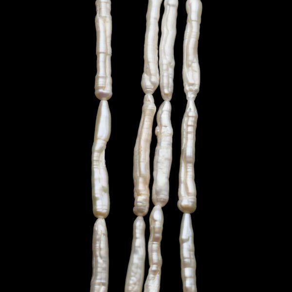 Perły Naturalne Hodowane białe patyczki 4x30-35 nr 416 (sznur)