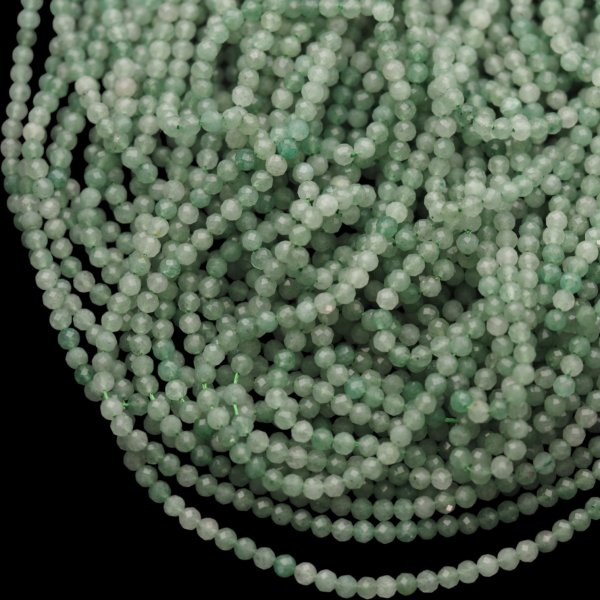 Awenturyn zielony fasetowany kulki 3 mm (sznur 39,5 cm)