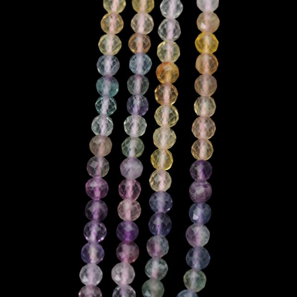 Fluoryt Fasetowany kulki 4 mm (sznur)